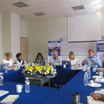 Desayuno de trabajo entre investigadores y académicos de la UH