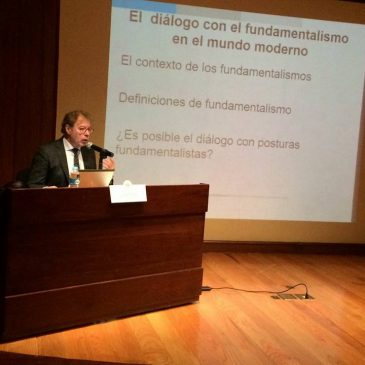 Conferencia “Los fundamentalismos del mundo moderno”