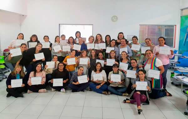 Concluye el curso de Psicología Positiva Maytiv en intervención escolar en el Colegio Hispano Inglés de León, Guanajuato