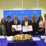 Firma de convenio entre la Universidad Hebraica de México y el DIF Huixquilucan