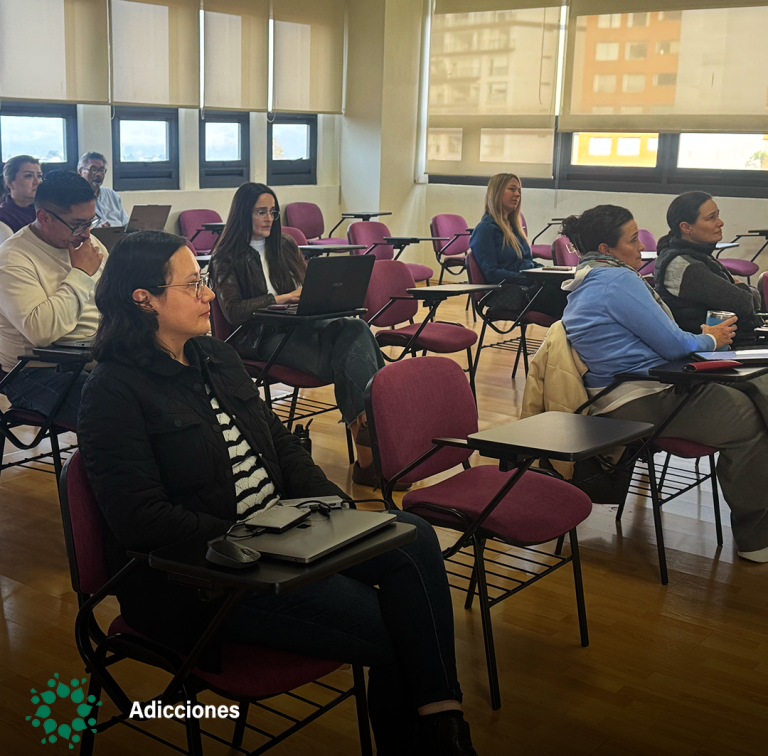 Mesa de trabajo 1 copia 12