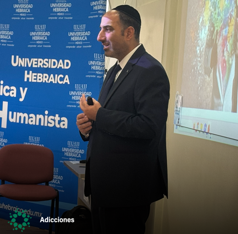 Mesa de trabajo 1 copia 13