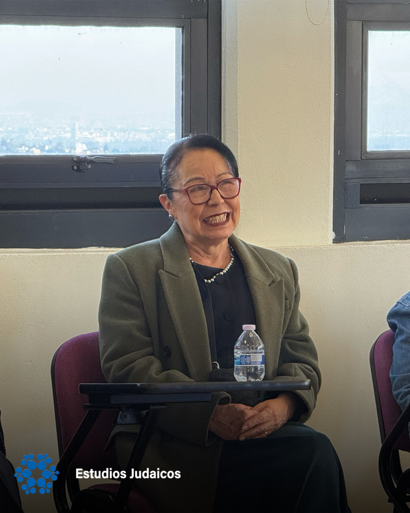 Mesa de trabajo 1 copia 14